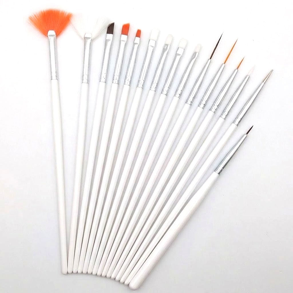 Set de 15 Pinceaux Nail Art